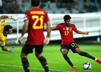 Lamine Yamal trifft, Grimaldo debütiert: Spanien besiegt Zypern, Platz eins quasi sicher