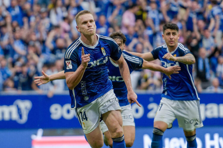 Hinspiel im Aufstiegs-Finale: Real Oviedo bezwingt Espanyol