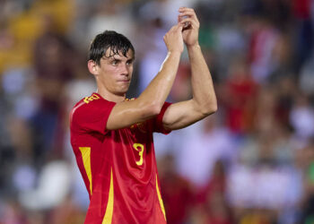 Von Real Sociedad: Atlético kündigt Transfer von Robin le Normand an