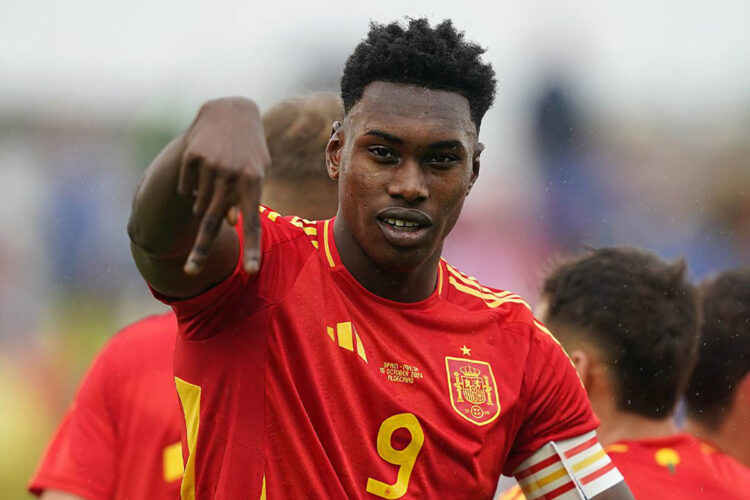 Bei 6:0-Gala von Spaniens U21: Viererpack von Samu Omorodion